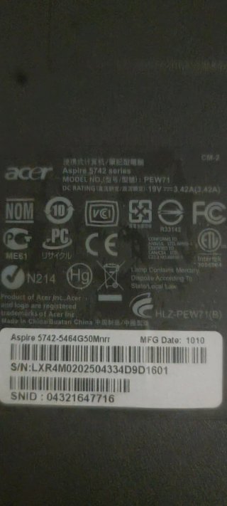 Portátil Acer Rojo corei5