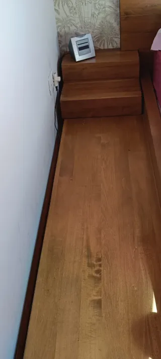 Cama diseño madera maciza