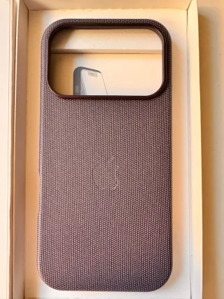 Funda iPhone 17 Pro Texturizada