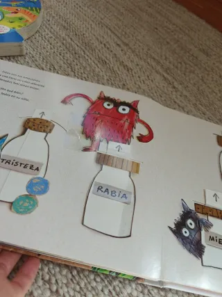 El Monstruo de Colores, un libro pop-up