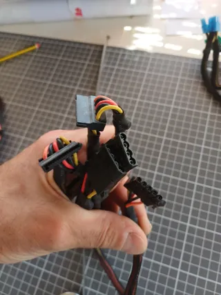 Cables SATA y PCI-e Be Quiet!