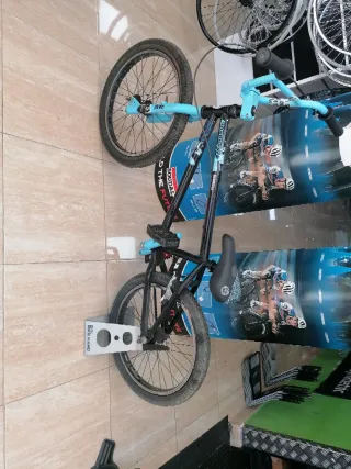 Bicicleta BMX Mondraker