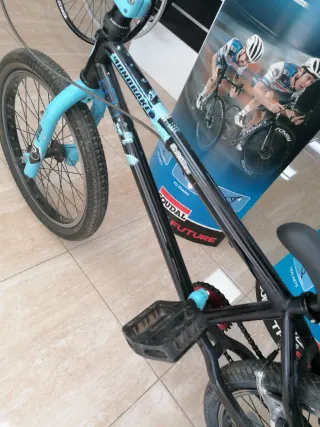 Bicicleta BMX Mondraker