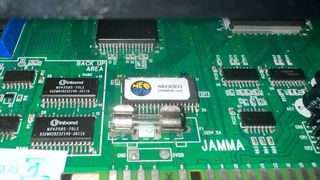 SNK MVS MV1C con Unibios y portapilas