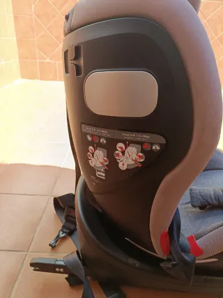 Asiento coche bebé BeCool de 0 a 36kg con Isofix.