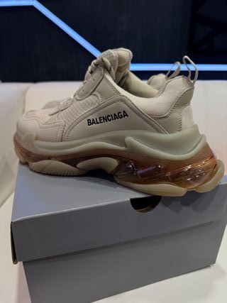 Balenciaga Triple S Beige Talla 42