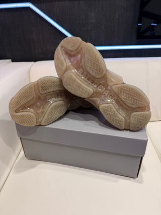 Balenciaga Triple S Beige Talla 42