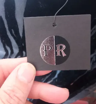 Foulard negro de terciopelo irregular