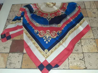 Foulard in seta Pierre Balmain vintage
