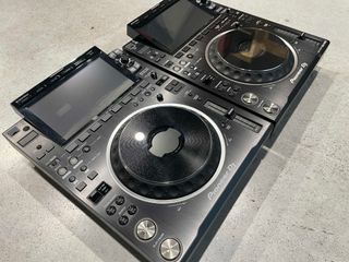 2x Pioneer DJ CDJ-3000 ( 025018 / 025020 )
