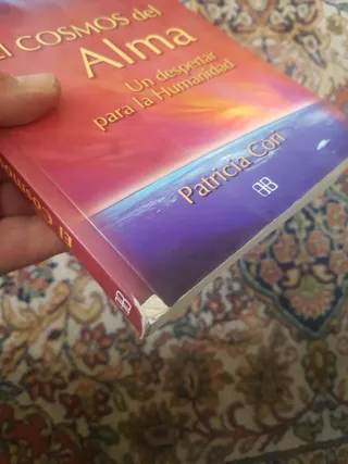 El cosmos del alma: Un despertar para la humani...