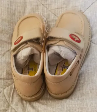Zapatos niño velcro marrón talla 28
