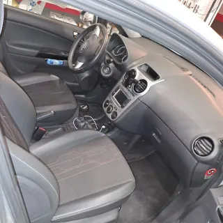 Opel Corsa 85.000km. Entre particulares