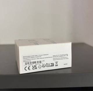 NUOVO Apple Originale Cavo 240W USB-C 2M