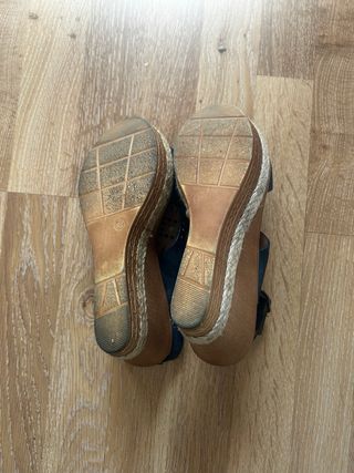 Sandalias cuña azul