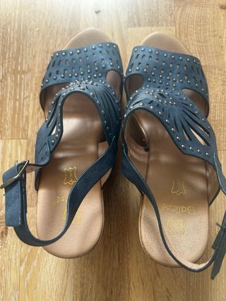 Sandalias cuña azul