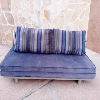 Sofá Cama Azul y Multicolor