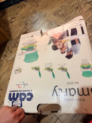 Trona portátil plegable CAM sin usar