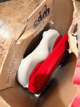 Trona portátil plegable CAM sin usar