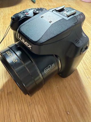 Cámara Panasonic Lumix DC-FZ83