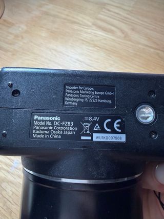 Cámara Panasonic Lumix DC-FZ83