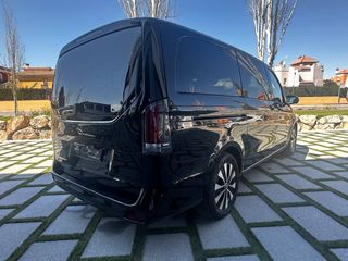 Mercedes-Benz Clase V 2024