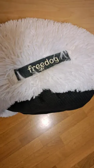 Cama mullida para perros y gatos