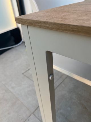 Mesa de jardín nueva