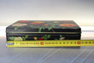 Caja metálica Viuda de Solano.