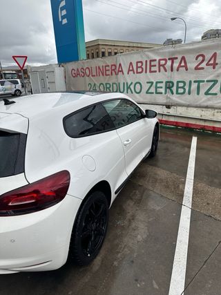 Volkswagen Scirocco 2.0 DSG 200CV 2009 Como nuevo