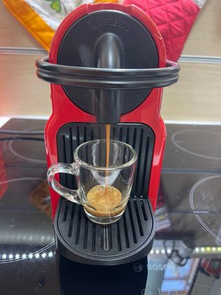 Macchina Caffè De Longhi Nespresso Rossa