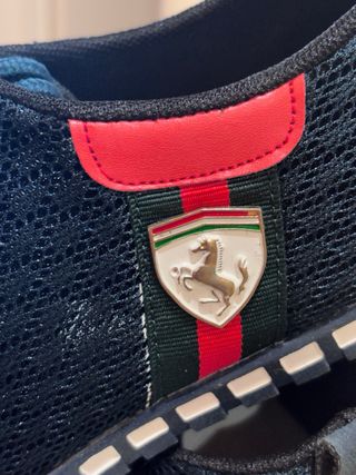 Scarpe Studio Italia blu e rosse