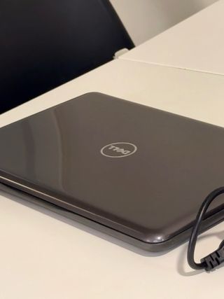 Portátil Dell Negro 3380