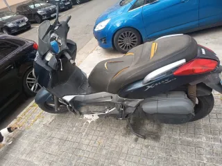 Despiece Yamaha Maxi Scooter Negro/Gris