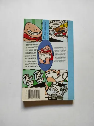 El Capitán Calzoncillos y el ataque de los retr...