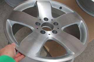 Llantas Originales 17" MERCEDES E W211 Rucha