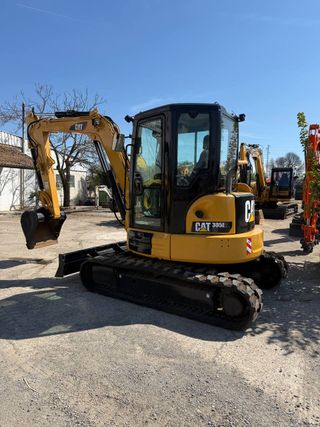 Excavadora Caterpillar 305E2CR