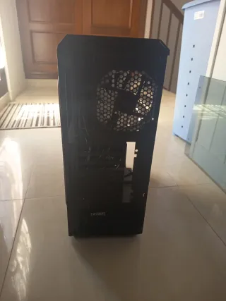 Caja PC Negra +Fuente Alimentación +disco duro 1tb