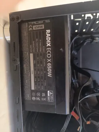 Caja PC Negra +Fuente Alimentación +disco duro 1tb
