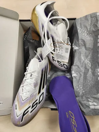 Botas Fútbol Adidas F50 Elite FG. Nuevas. Talla 40