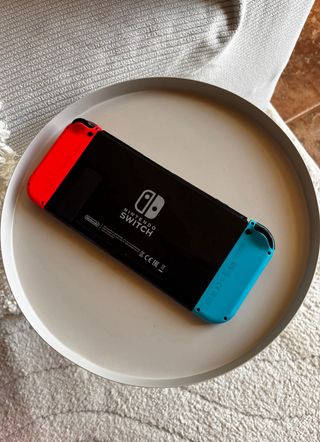 Nintendo Switch + Accesorios y Juegos