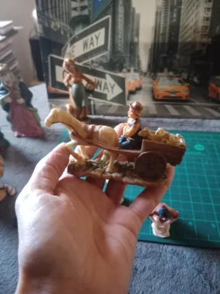 Lote de 13 figuras para el Belén