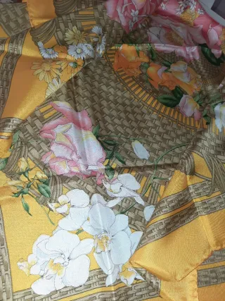 Foulard Valentino seta vintage