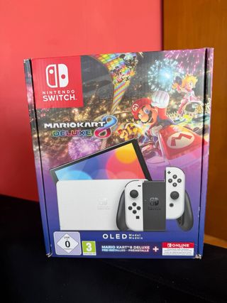Nintendo Switch OLED Mario Kart 8 Deluxe