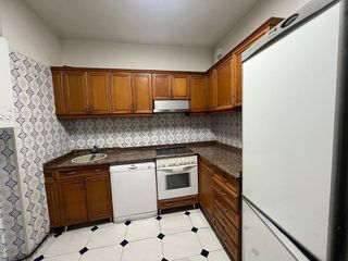 Piso en venta en Portillejo - Valdegastea en Logroño