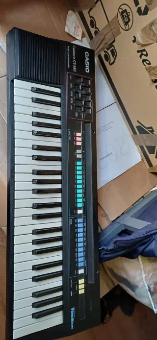 Teclado Casio Casiotone CT-380