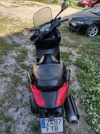 Yamaha XMAX Negra