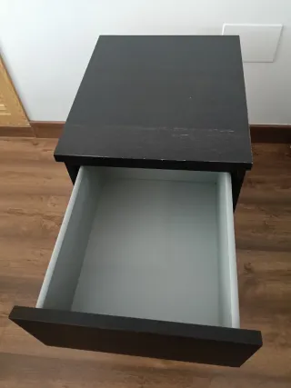 Mesitas de noche Ikea negras