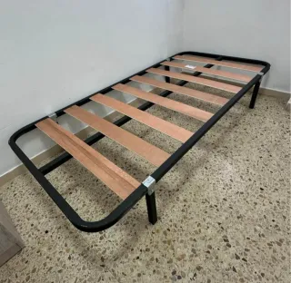 Colchónes,canapés,Somieres,base, cabezales,mesitas