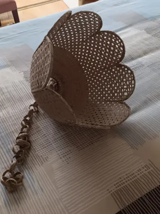 Lámpara de techo de mimbre